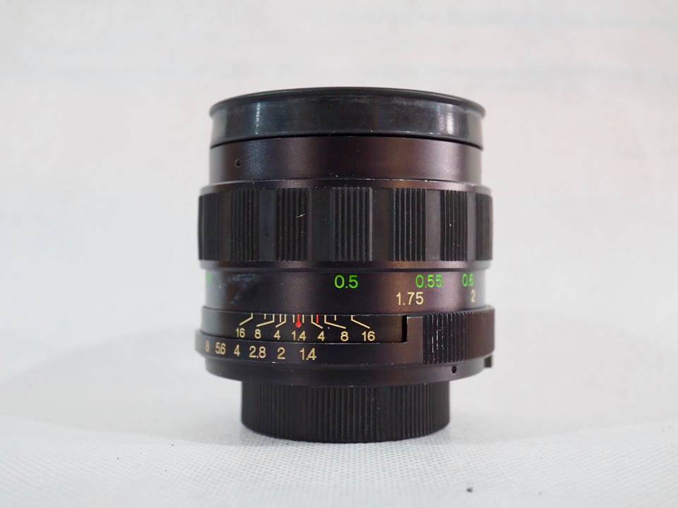 AUTO REVUENON 55MM.F1.4 M42 MOUNT