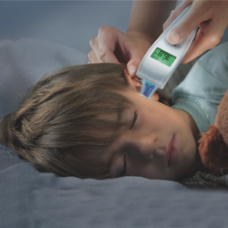 เครื่องวัดอุณหภูมิทางหู ระบบอินฟาเรด ยี่ห้อ Microlife ไมโครไลฟ์ รุ่น IR1DF-1 สวิตเซอร์แลนด์ รับประกันสินค้า 2 ปี พร้อมดูแลตลอดอายุการใช้