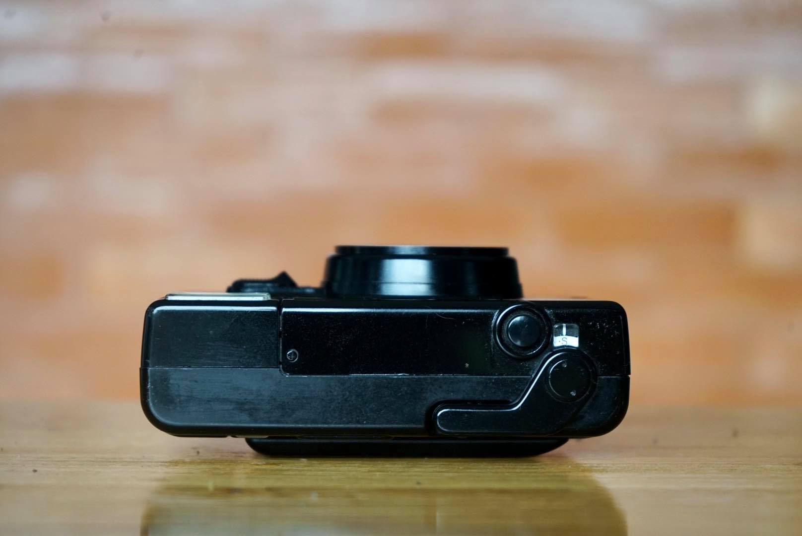 KONICA EFJ AUTO DATE KONICA HEXANON 35MM.F4