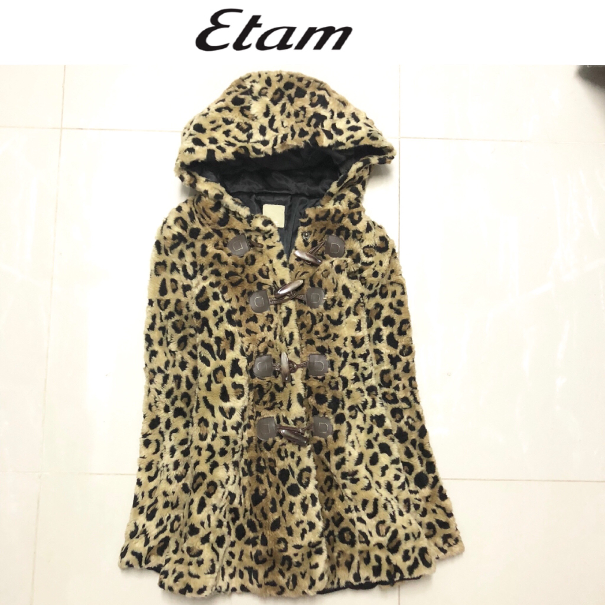 ETAM เสื้อกันหนาว ฮูท เสื้อกันหนาวแต่งขน ลายเสือ แบรนด์ETAM PARIS งานสวย เนื้อขนนุ่ม หรู มากคะ size S/M ลายเสือ