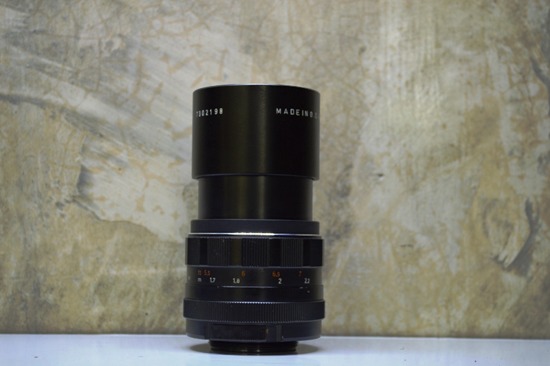 PENTACON AUTO 135MM.F2.8 MC M42 MOUNT