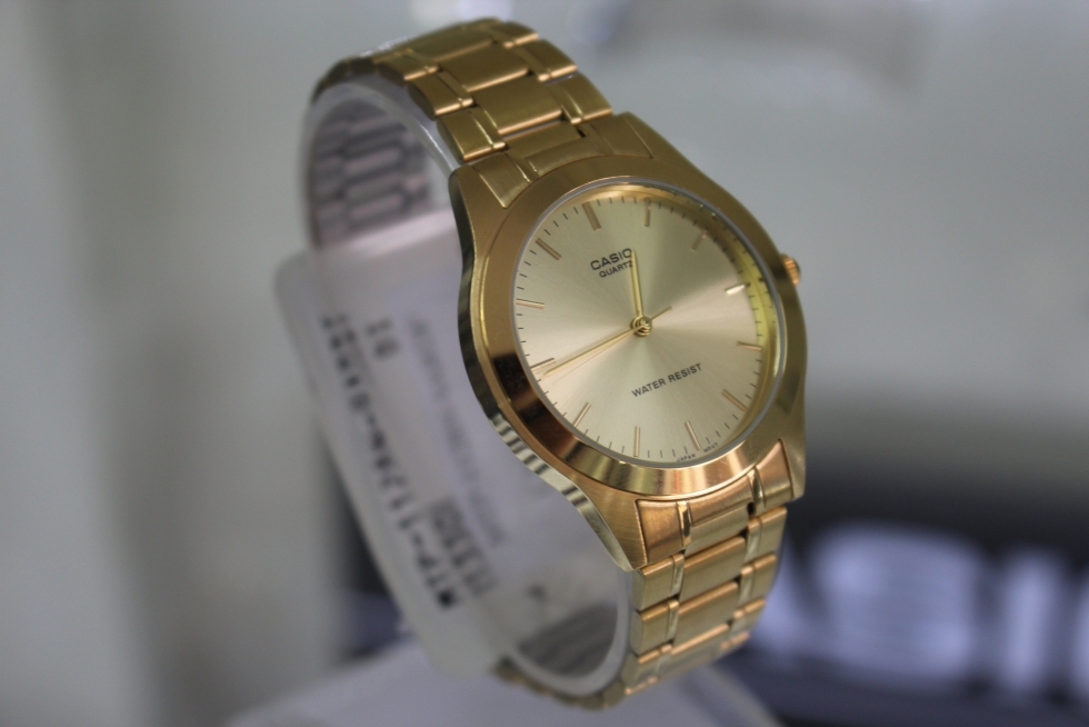 CASIO นาฬิกาคาสิโอ นาฬิกาข้อมือ นาฬิกากันน้ำ นาฬิกาของแท้ ประกันศูนย์ CMG 1 ปี รุ่น MTP-1128N-9A นาฬิกาสีทอง