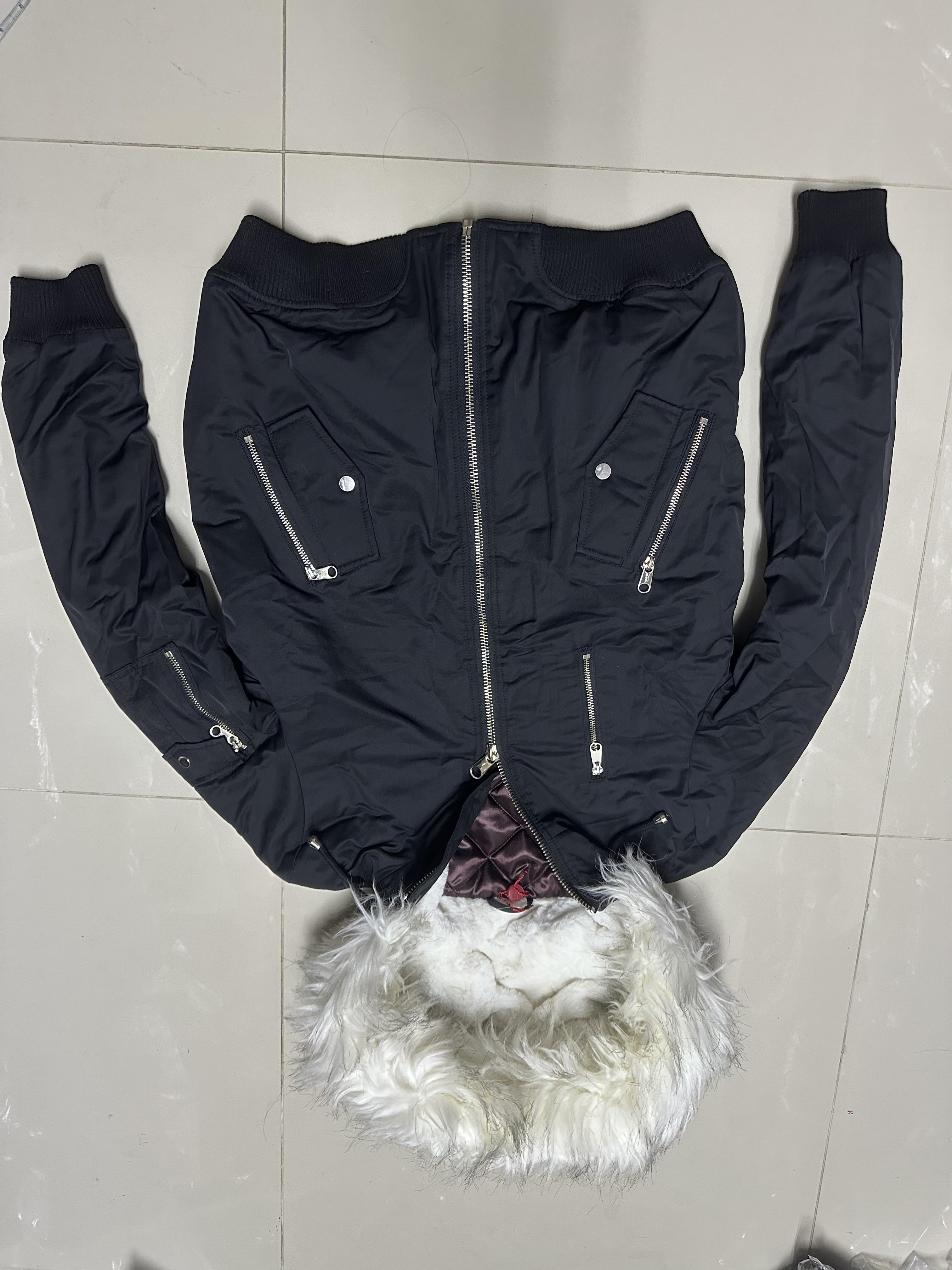 Ambiance เสื้อกันหนาว เสื้อฮู้ดเฟอร์ บุนวมอุ่น แบรนด์ F&F AMBIANCE (padded puffer สำเนา สำเนา สำเนา ดำ