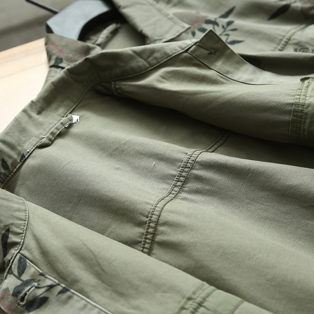 H&m เสื้อทหาร เสื้อเขียวทหาร ลายดอก เสื้อนอกแนวทหาร H&M (ตัดป้าย) แพทเทินสวย เท่ห์มาก คะ Size M สำเนา สำเนา เขียว