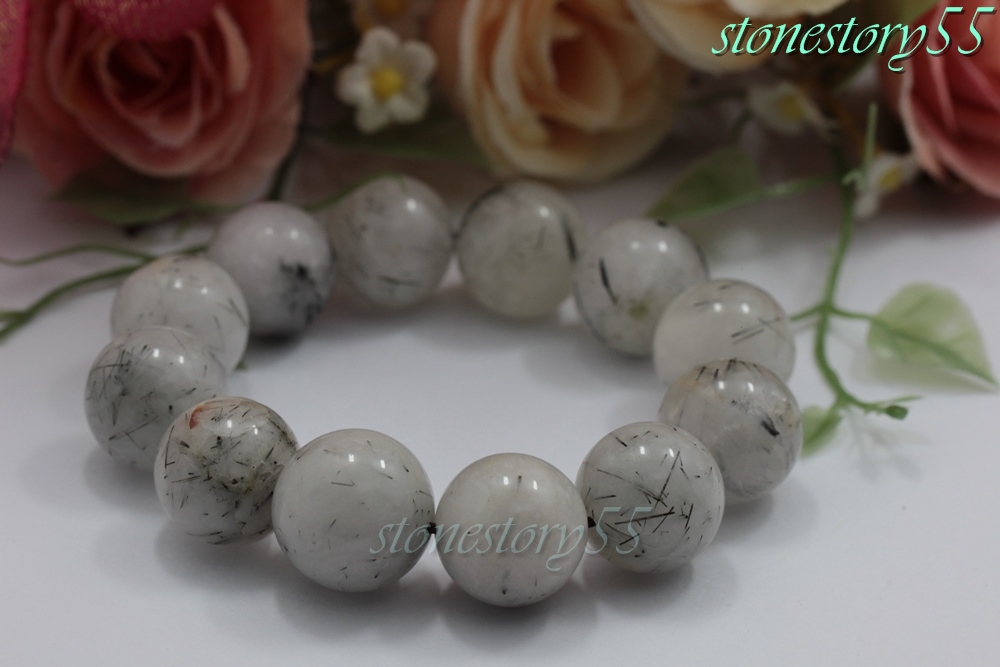 กำไลแก้วขนเหล็กน้ำตัน