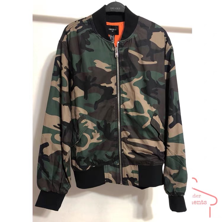 Forever21 เสื้อนอกลายพราง ทหาร เสื้อแจ็คเก็ตลายพราง เสื้อนอก แนวทหาร Forever21แพทเทินสวย เท่ห์ มาก คะ ลายพราง