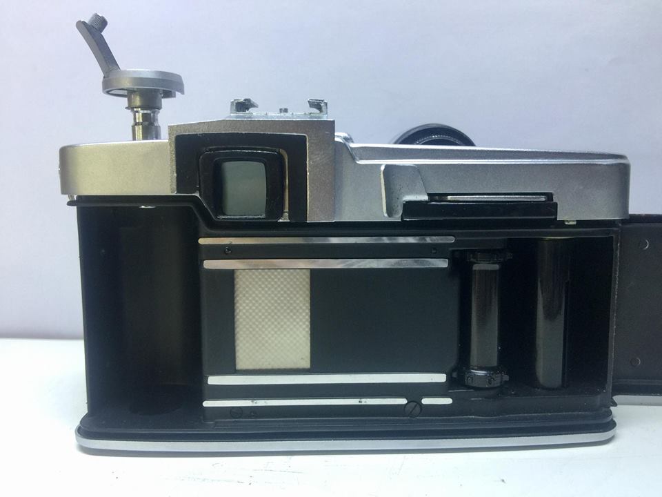 OLYMPUS PEN-F OLYMPUS G. ZUIKO AUTO-S 40MM. F1.4