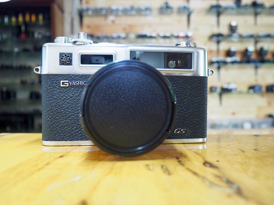 YASHICA ELECTRO 35 GS COLOR YASHINON-DX 45MM.1.7