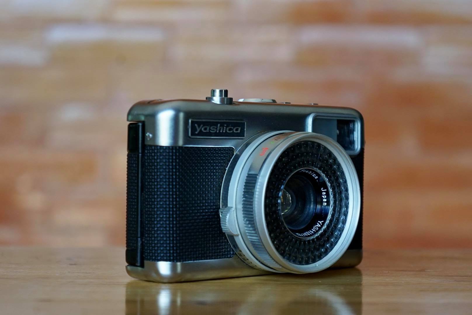 YASHICA HALF 17 YASHICA YASHINON 32MM.F1.7
