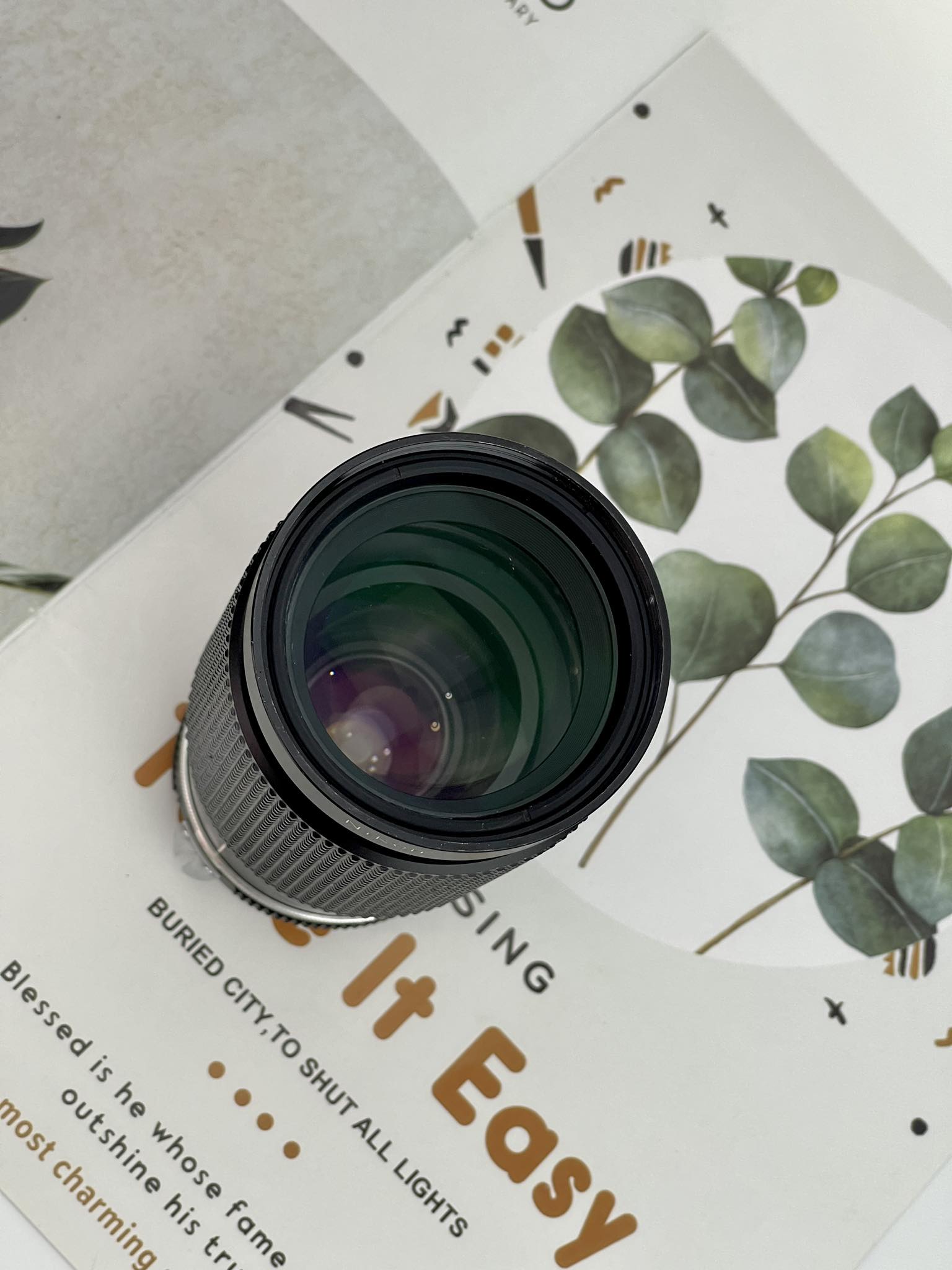 NIKON ZOOM-NIKKOR 35-135MM.F3.5-4.5 MACRO NIKON AIS MOUNT