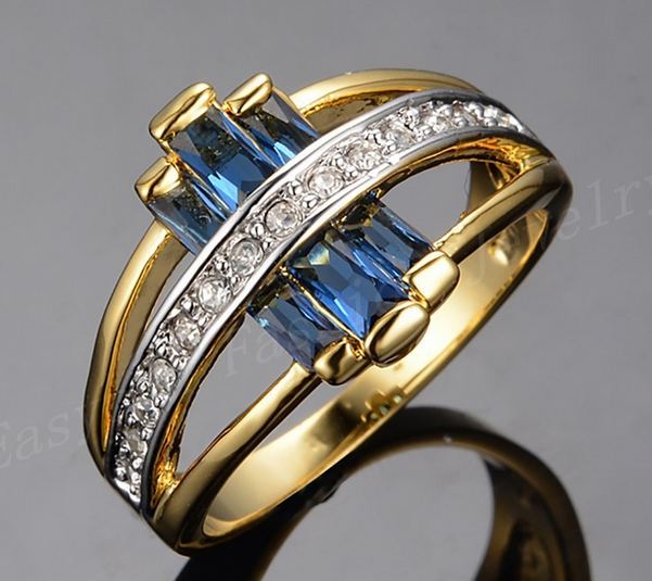 แหวนทอง แหวนผู้หญิง ฝังเพชร พลอย สีฟ้า Blue Sapphire คาดด้วย เพชร CZ AAA แถวกลาง ออกแบบ Sapphire เป็นแท่งผลึกสีสวย ของขวัญให้แฟน 292697