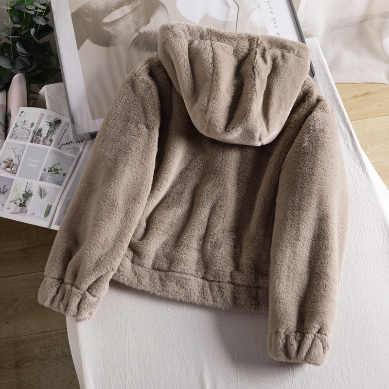Page one เสื้อเฟอร์กันหนาว หมวกฮู้ด เสื้อขน Fluffy coat แบรนด์ page One ดำ