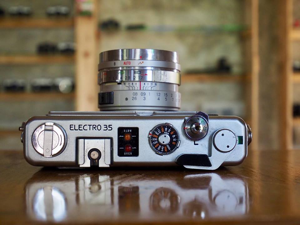 Yashica Electro 35 GSN COLOR YASHINON DX 45MM. F1.7