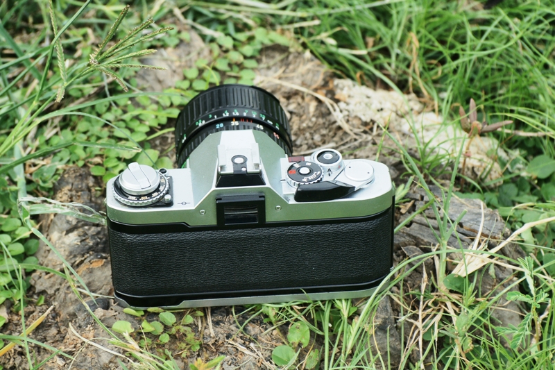 Canon AV-1 Canon Zoom Lens FD 28-55mm.F3.5-4.5 Macro