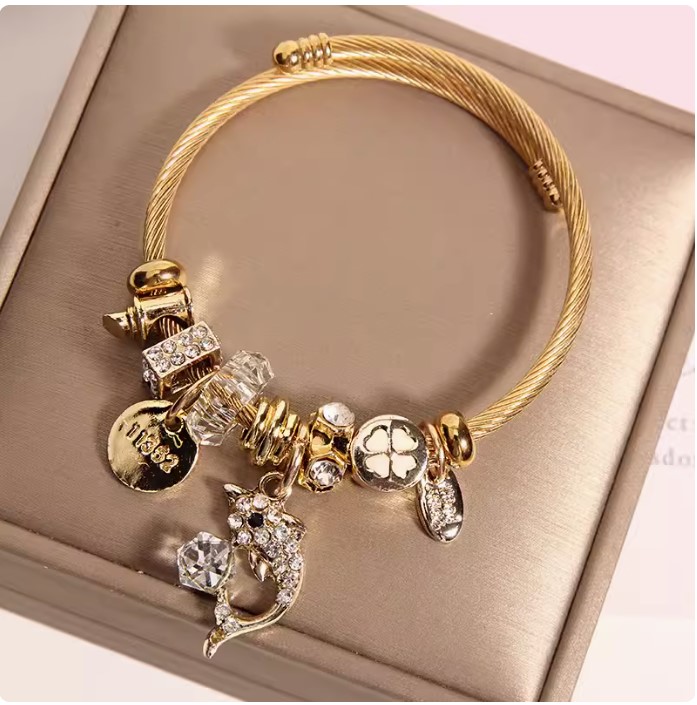 สร้อยข้อมือ กำไลข้อมือ สไตล์ pandora ห้อย จี้ปลาโลมา ฝังเพชร กำไลข้อมือวัยรุ่น แบบน่ารัก ๆ 600954