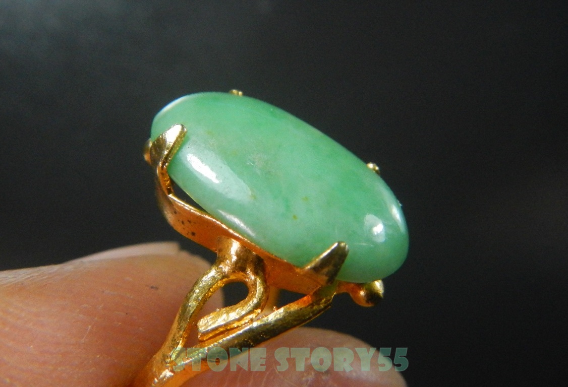 หยกพม่าแท้