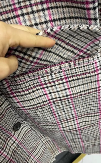 Lily เสื้อโค้ท เสื้อกันหนาว เนื้อผ้าสักหลาดวูล ลายตารางชมพูเทา แบรนด์lily