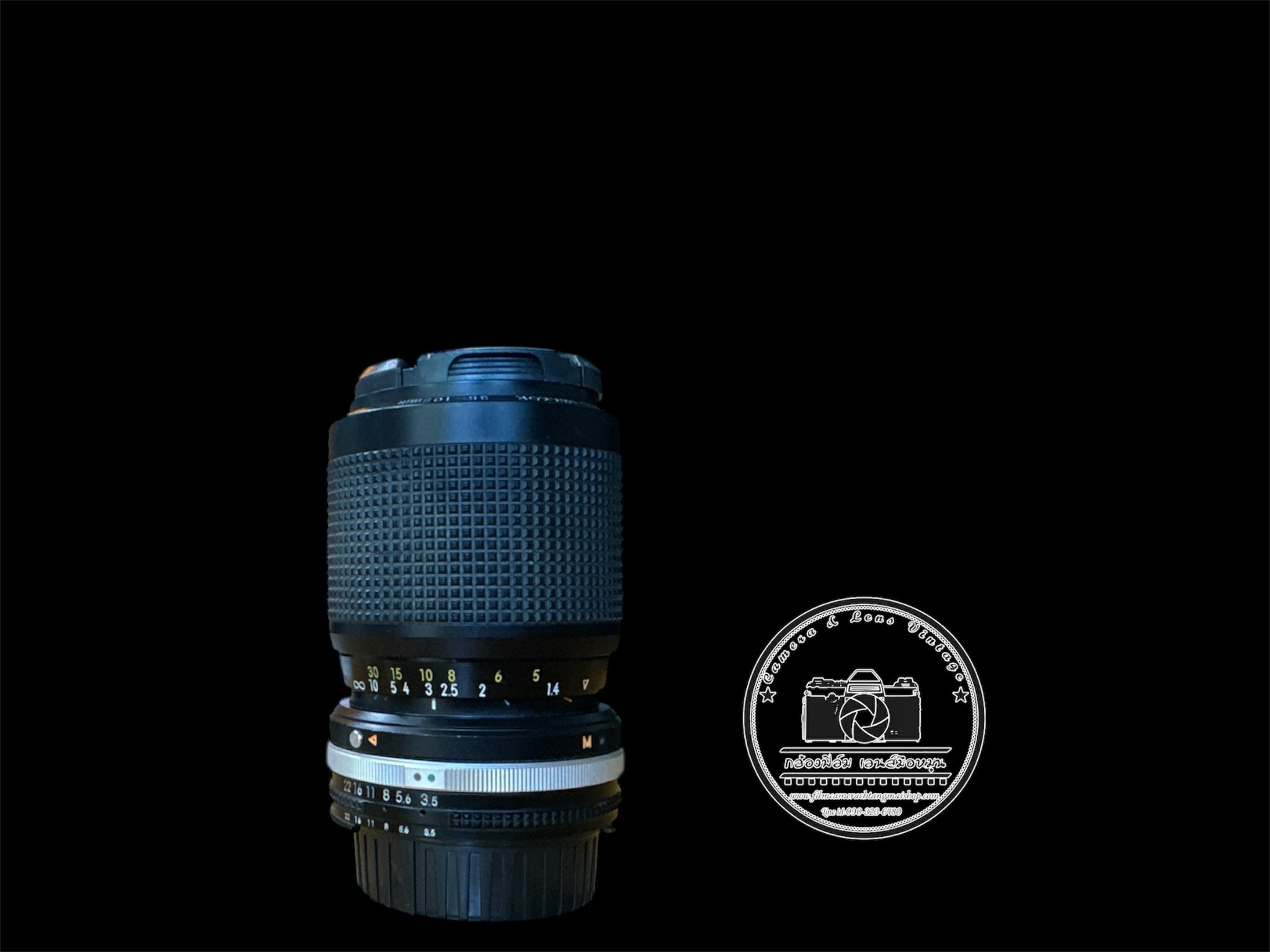 NIKON ZOOM NIKKOR 35-105MM.F3.5-4.5 MACRO AIS MOUNT