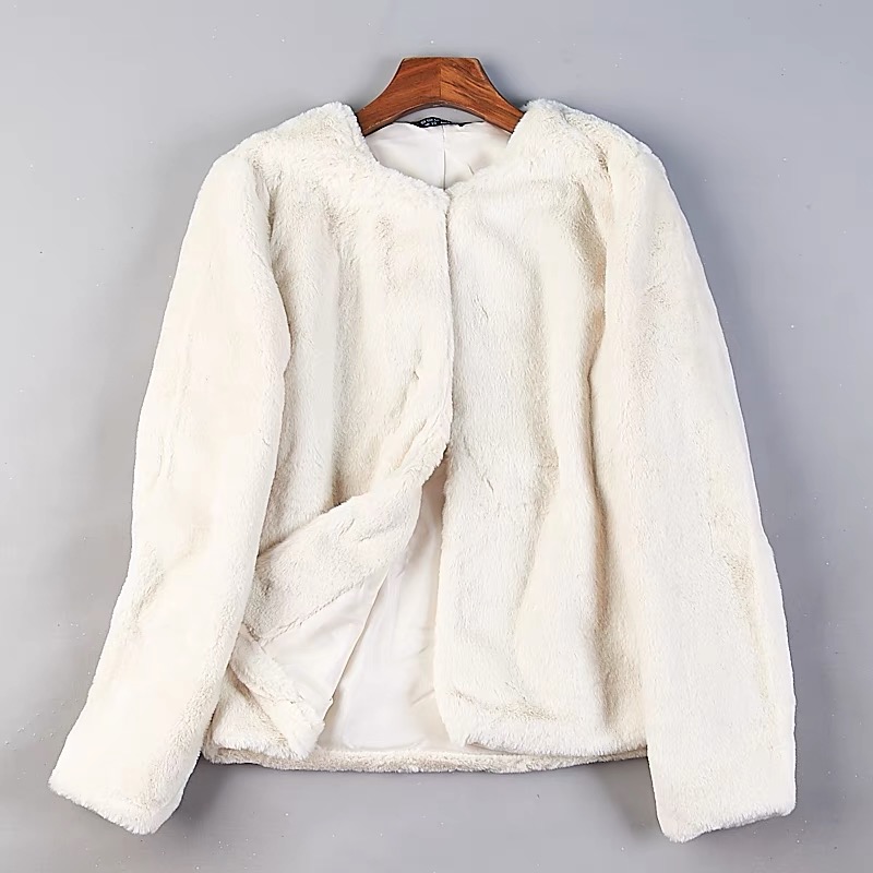 Selected เสื้อเฟอร์กันหนาว เสื้อขน Fluffy coat สีขาว แบรนด์ SELECTED สำเนา สำเนา สำเนา สำเนา