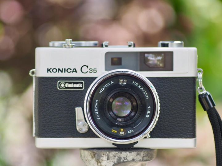 KONICA C35 Flash matic