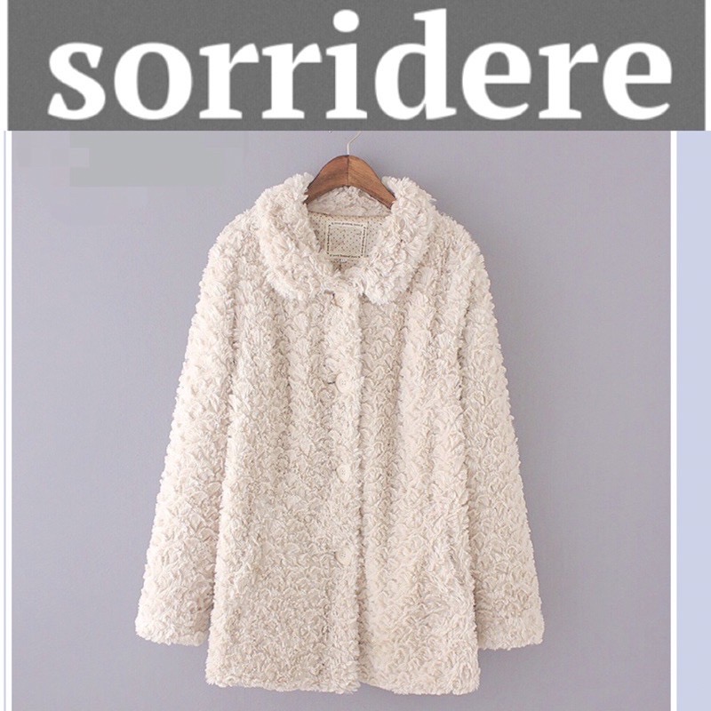 เสื้อกันหนาว เสื้อคลุมกันหนาว ขนกระต่ายเทียม สีขาวครีม แบรนด์SORRIDERE JAPAN แท้100% ขนเนียน นุ่ม แนรนด์เนมเกาหลีคะ ได้มาไซส์ละตัว เท่านั้นค่า Size L/XL/3L/4L