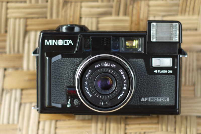 MINOLTA HI-MATIC AF2-MD