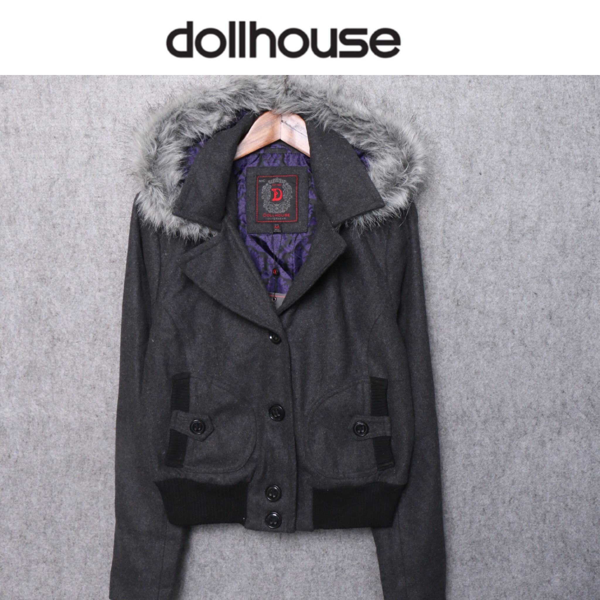 เสื้อนอกกันหนาว เสื้อนอก แต่งฮูท ติดขนเฟอร์สีเทา แบรนด์เนม NYC DOLLHOUSE ฮูทถอดได้คะ