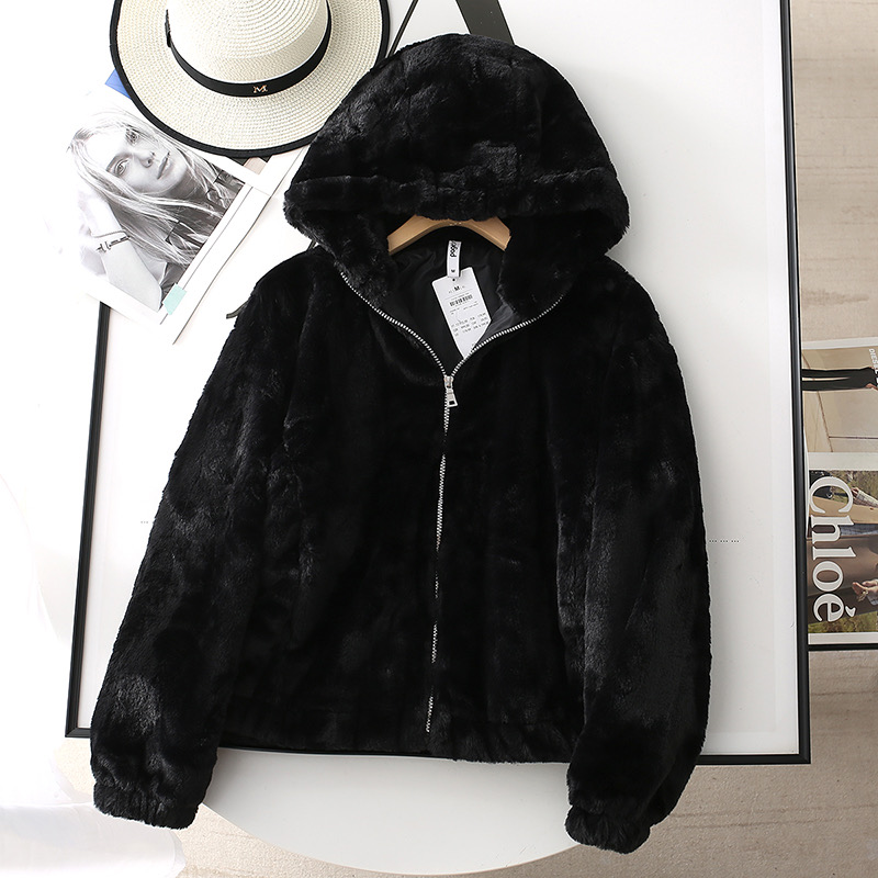 Page one เสื้อเฟอร์กันหนาว หมวกฮู้ด เสื้อขน Fluffy coat แบรนด์ page One สำเนา ดำ
