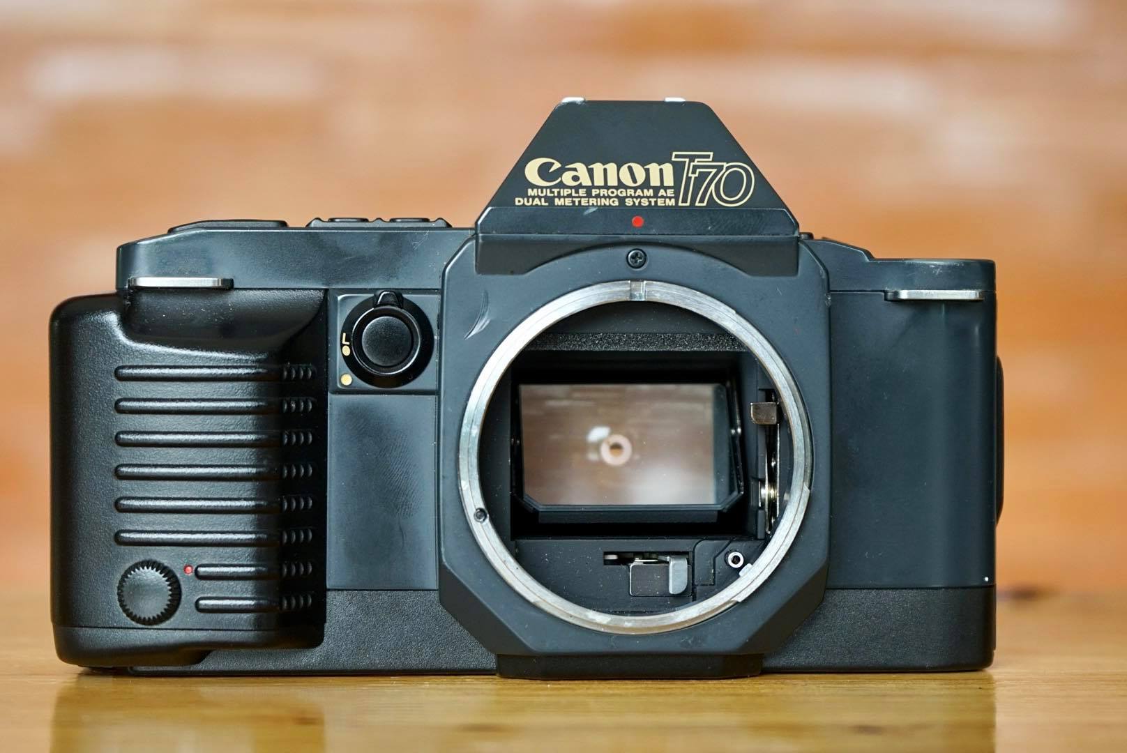 CANON T70(BODY)