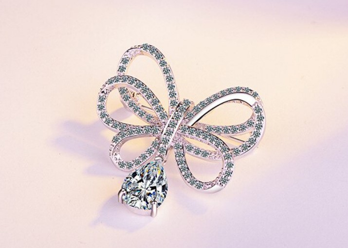 เข็มกลัดโบว์ ฝังเพชร CZ AAA สวยหรู ห้อย ด้วย ตุ้งติ้งหยดน้ำ เพชร สีใส เข็มกลัดติดเสื้อ แบบหรูหรา 350879