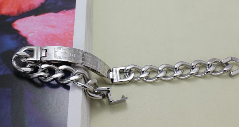 สร้อยข้อมือผู้ชาย สีเงิน สร้อยข้อมือ 316L Stainless steel ลายโซ่เงิน แกะลาย Jesus ไม้กางเขนเงิน สร้อยข้อมือโซ่เงิน ใส่ออกงาน 114430_1