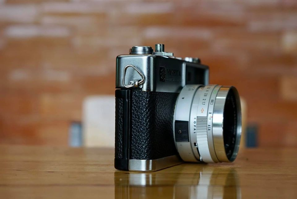 YASHICA ELECTRO 35GL YASHICA COLOR-YASHINON DX 40MM.F1.7