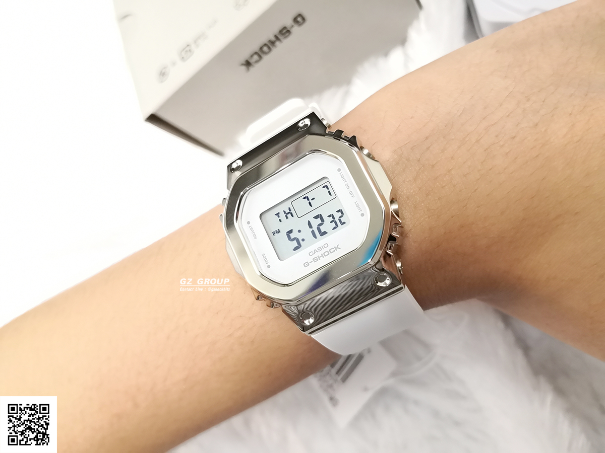 CASIO MID YEAR SALE G-SHOCK พร้อมส่ง นาฬิกาข้อมือ นาฬิกากันน้ำ นาฬิกาของแท้ ประกันศูนย์ CMG 1 ปี รุ่น GM-S5600G-7 นาฬิกาสีเงิน