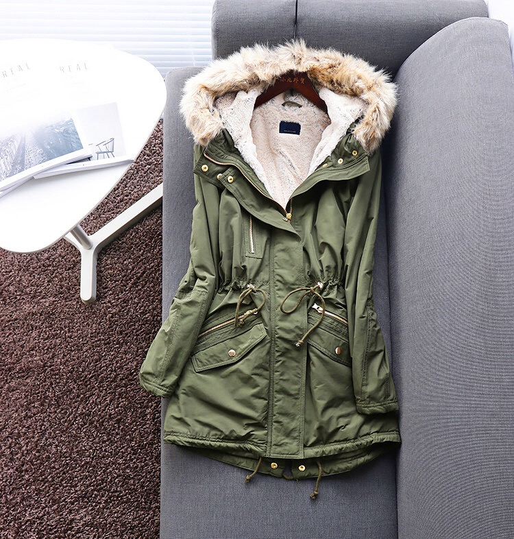 M&S collection (Marks&Spencer) เสื้อฮูท เสื้อโค้ทฮูท กันหนาว สีเขียว ติดเฟอร์ แบรนด์M&S Collection แต่งซับขนอุ่น (ขนเฟอร์ถอดได้คะ) เขียว