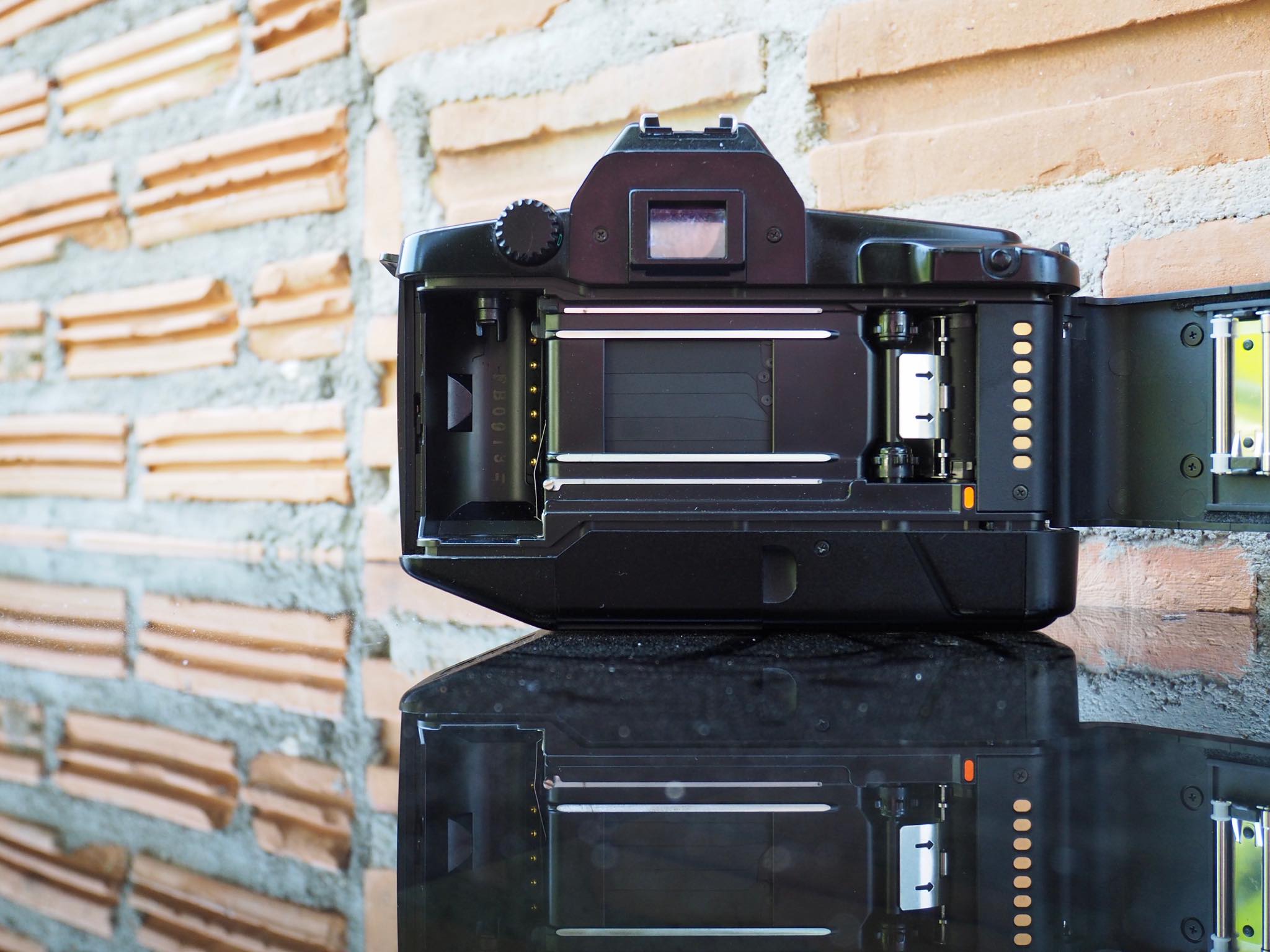 CANON EOS 650 (BODY)