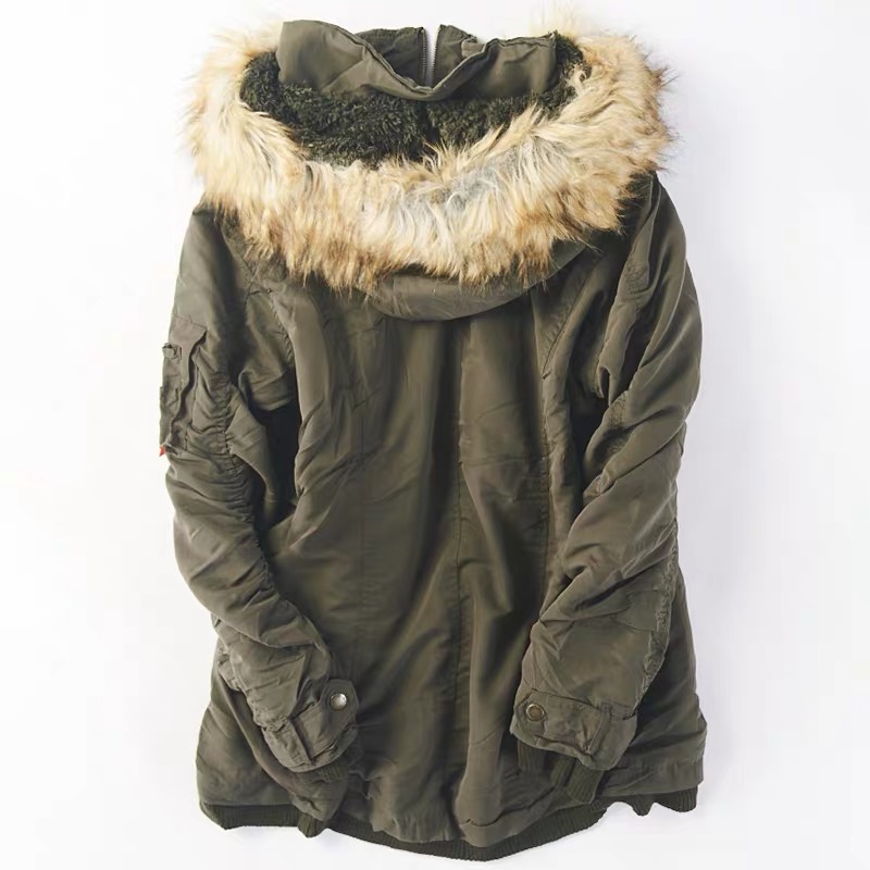 Private pause เสื้อโค้ทฮู้ดกันหนาว เสื้อปาร์กา parka สีเขียว แบรนด์ PRIVATE PAUSE (JAPAN) แต่งเฟอร์ (ฮู้ด& ขนเฟอร์ ถอดได้ทุกชิ้นค่ะ) เขียว