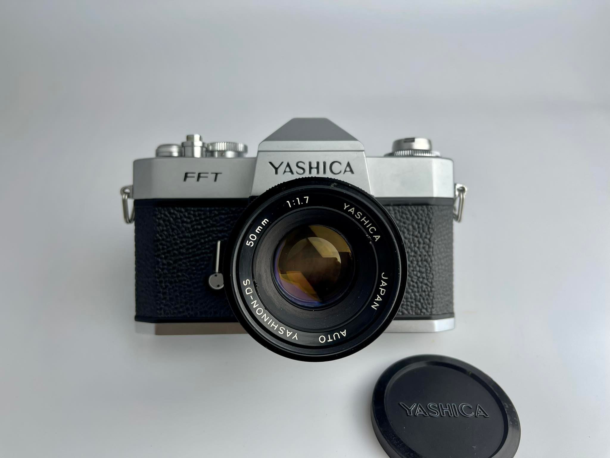 YASHICA FFT YASHICA AUTO YASHINON-DS 50MM.F1.7