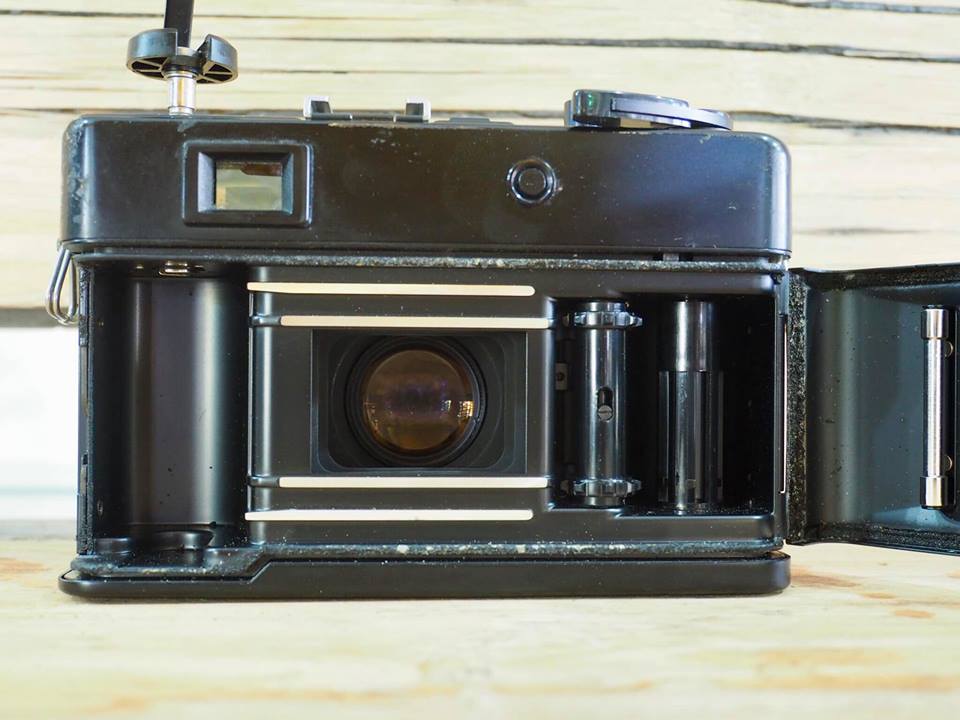 YASHICA ELECTRO 35GX YASHICA COLOR-YASHINON DX 40MM.F1.7