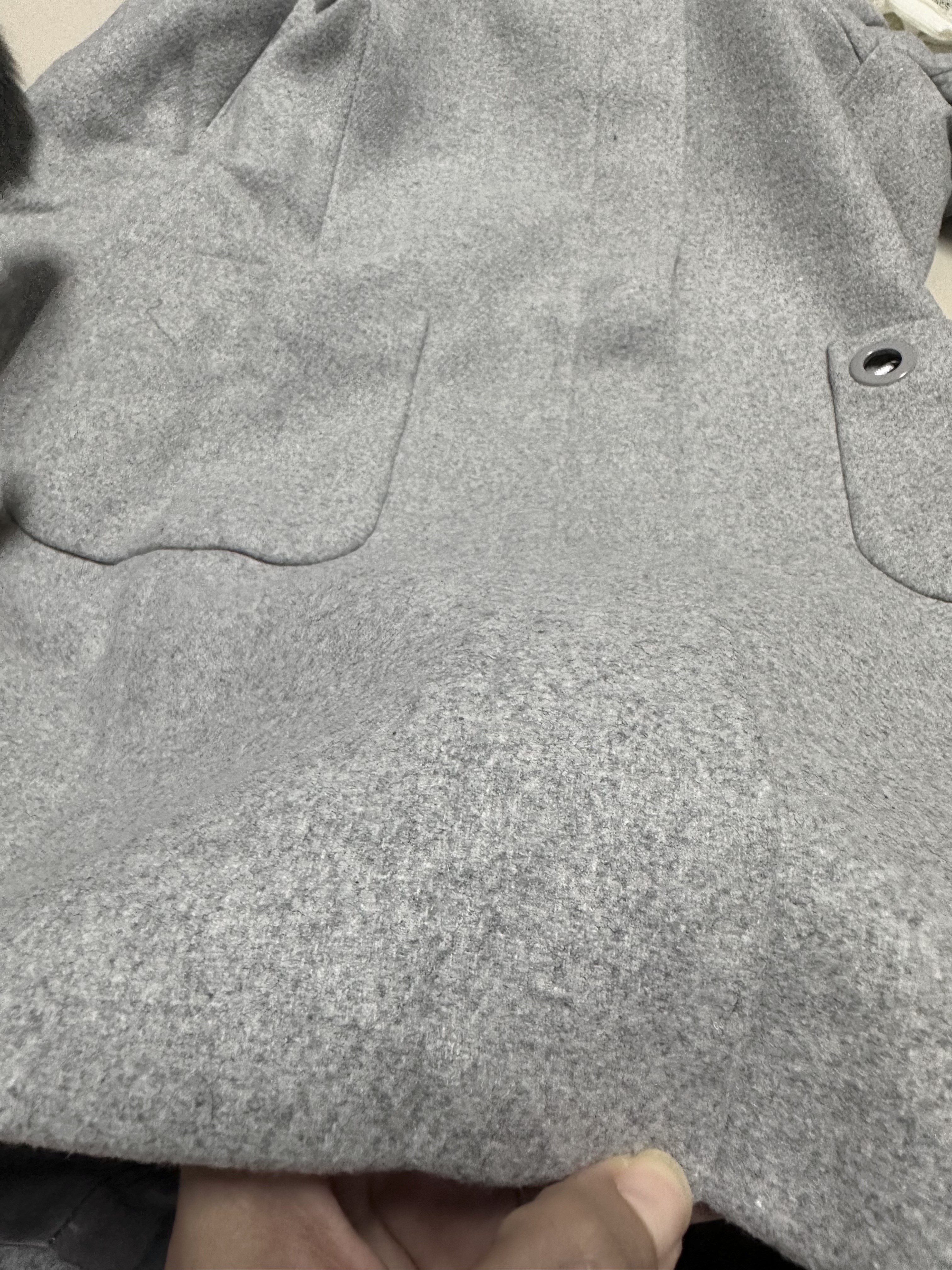 เสื้อโค้ท peacoat เสื้อโค้ทเฟอร์ โค้ทสักหลาดสีเทาอ่อน แบรนด์ La chapelle