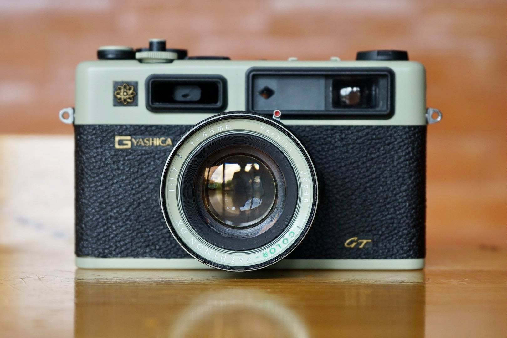 YASHICA ELECTRO 35GT YASHICA COLOR-YASHINON DX 45MM.F1.7