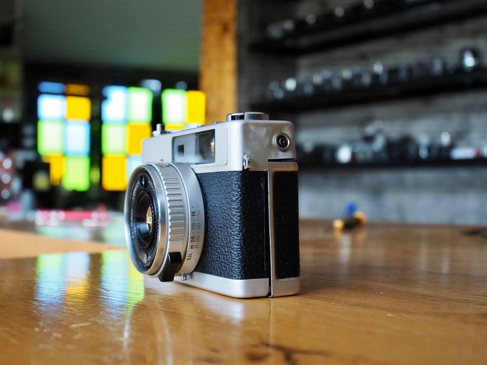 KONICA C35