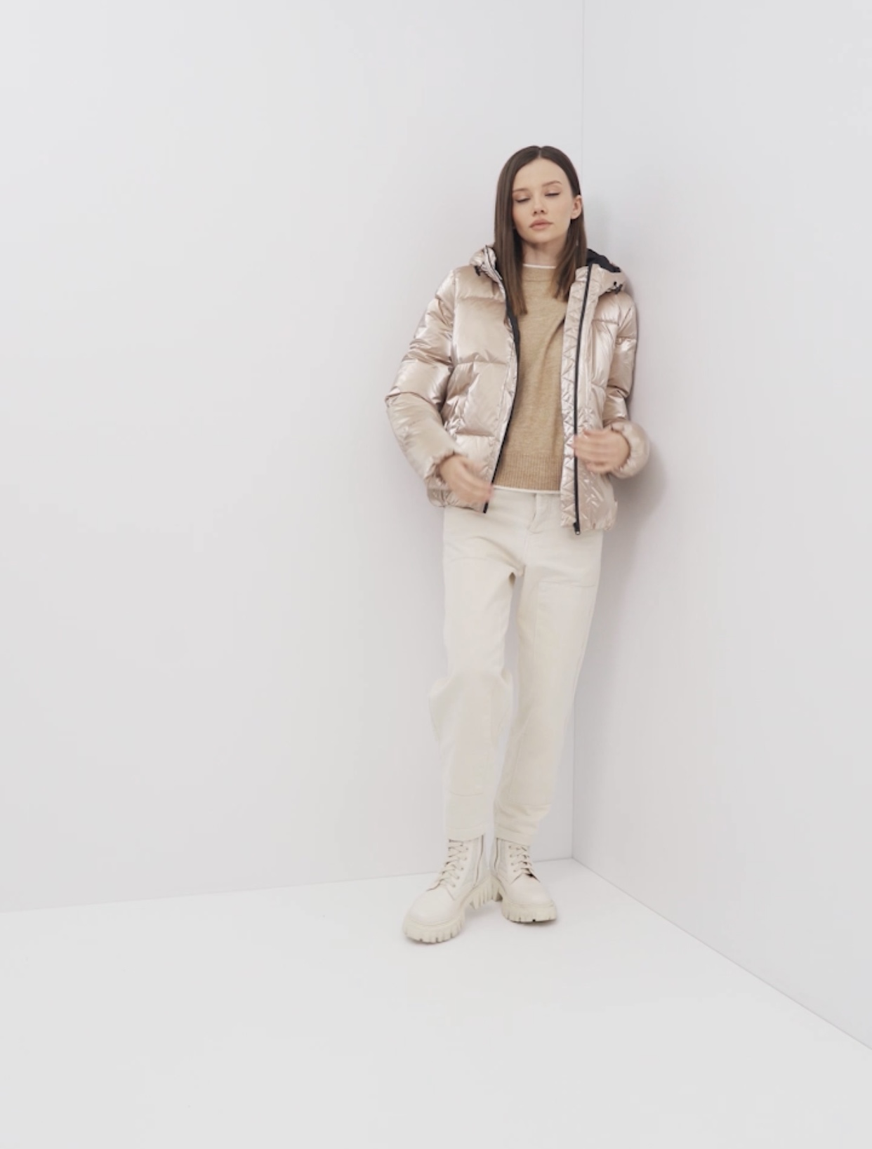 Oodji เสื้อกันหนาว เสื้อฮู้ด บุนวมอุ่น สีแชมเปญ แบรนด์ Oodji Ultra (padded puffer coAt