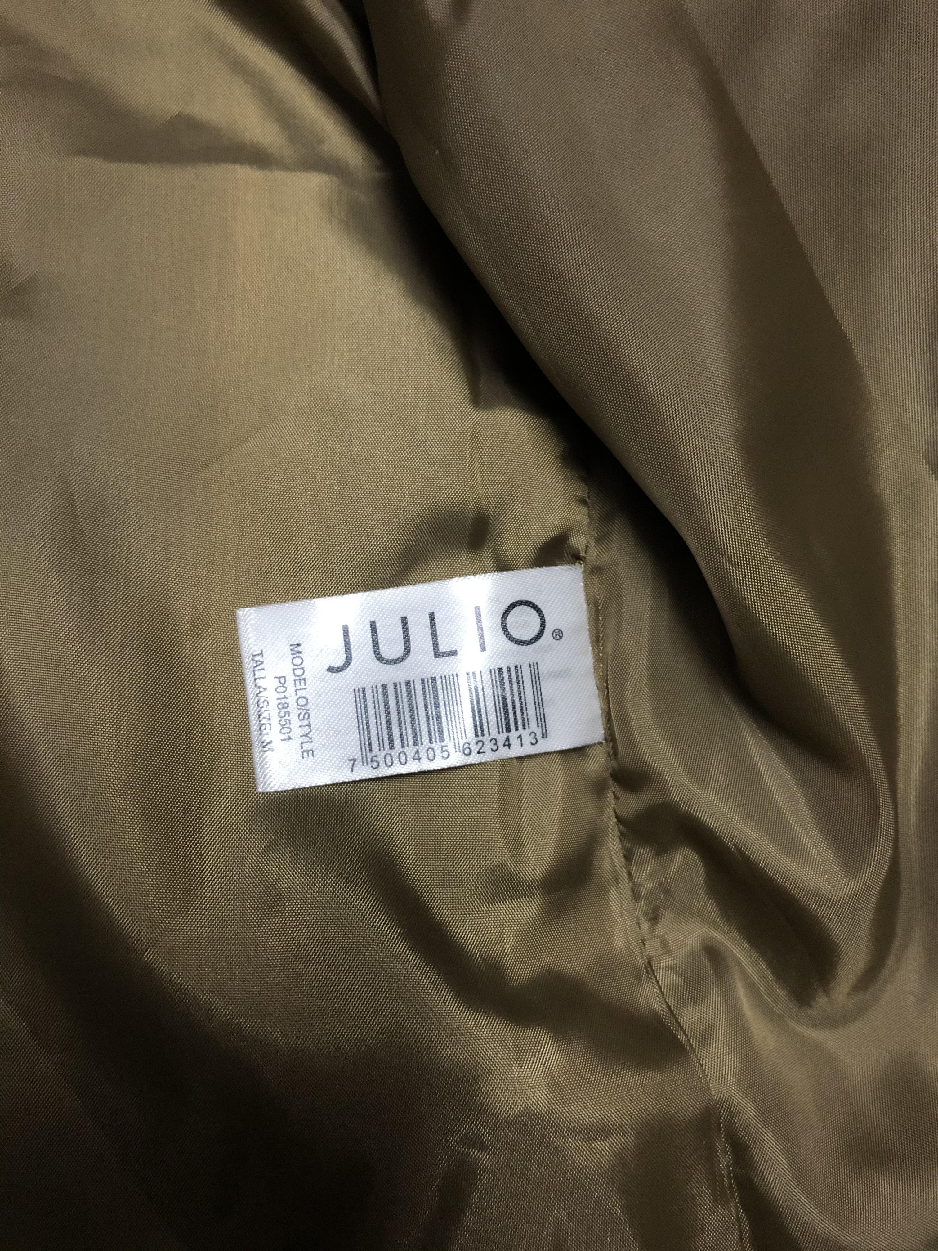 JULIO เสื้อฮู้ด เสื้อแจ็คเก็ตหมวกฮู้ด สีน้ำตาล JULIO แพทเทินสวย เท่ห์ มาก หมวกฮู้ดถอดได้ค่ะ น้ำตาล