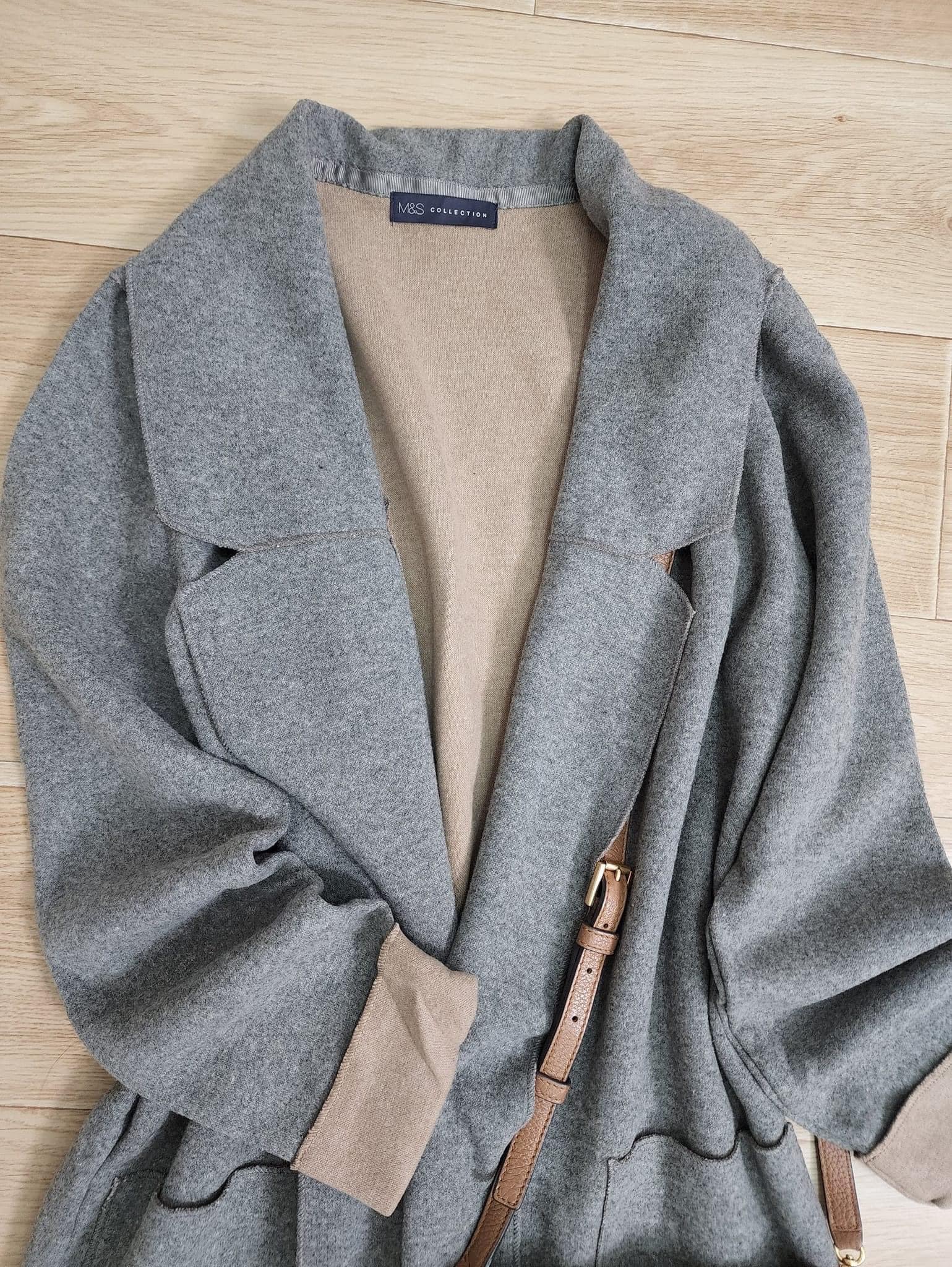 M&S mark &spencer เสื้อโค้ท เสื้อกันหนาว เสื้อคลุม กันหนาว สีทูโทน เนื้อผ้าทอไหมพรมสำลี สีเทา แบรนด์ M&S เทา
