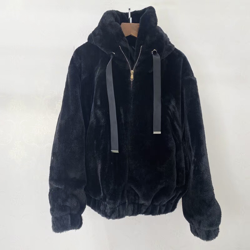 Page one เสื้อเฟอร์กันหนาว หมวกฮู้ด เสื้อขน Fluffy coat แบรนด์ page One ดำ