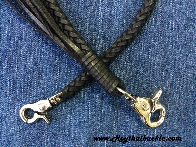 สายถักหนัง 9 เส้น สีดำ หัวเกี่ยวก้ามปูเงิน เส้นยาว 40 cm