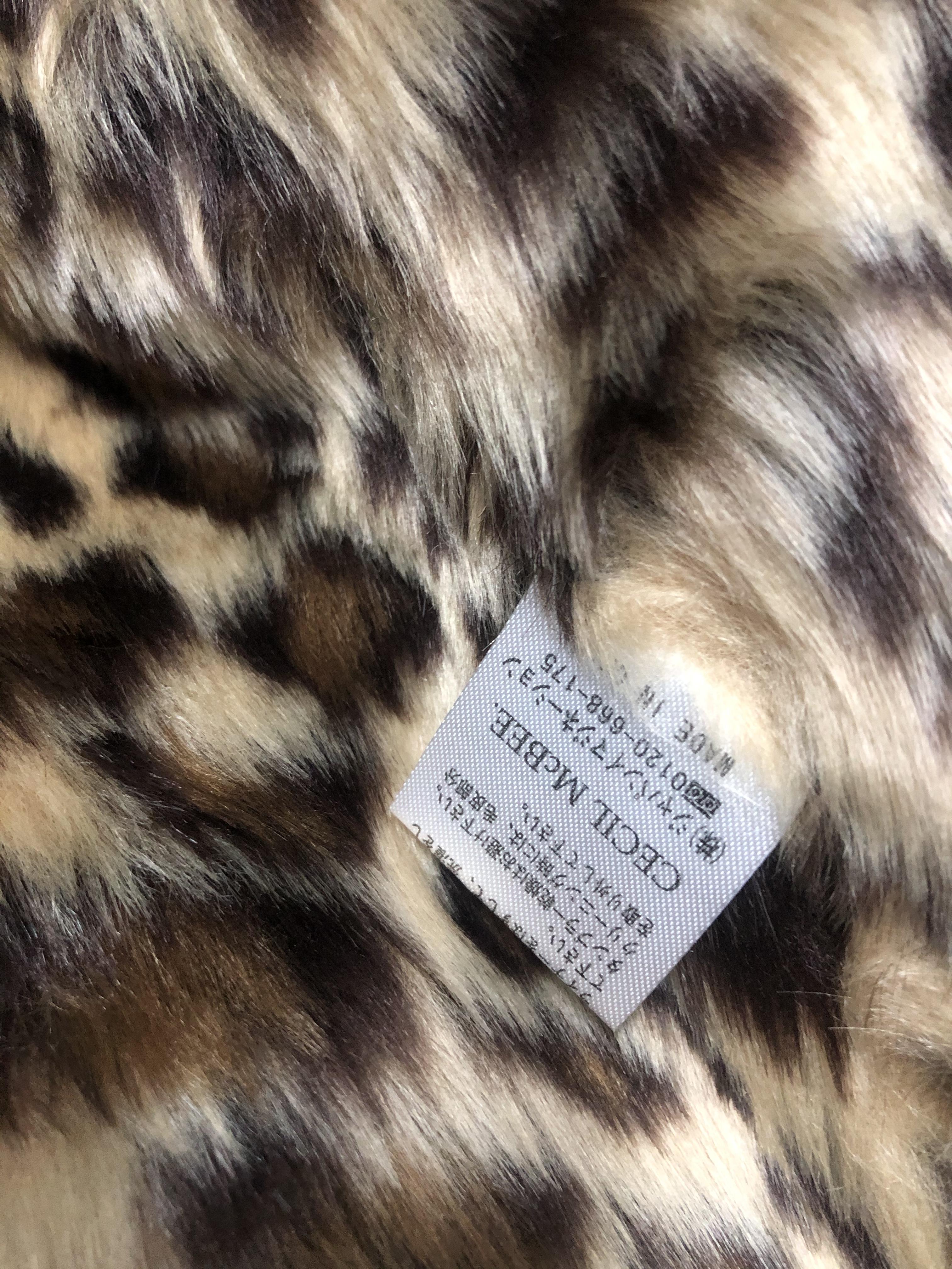 Cecil mc bee เสื้อโค้ทฮู้ดกันหนาว เสื้อปาร์กา parka สีเขียว แบรนด์ Cecil Mabee (ขนอุ่นลายเสือถอดด้านค่ะ & เฟอร์ถอดได้ค่ะ) เขียว
