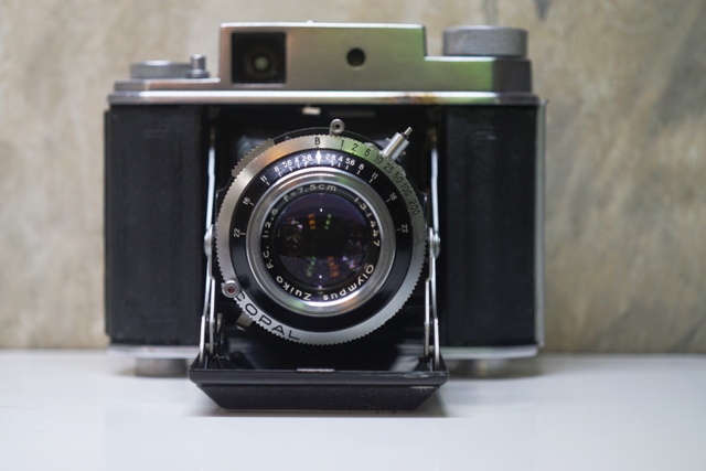 OLYMPUS SIX IVB