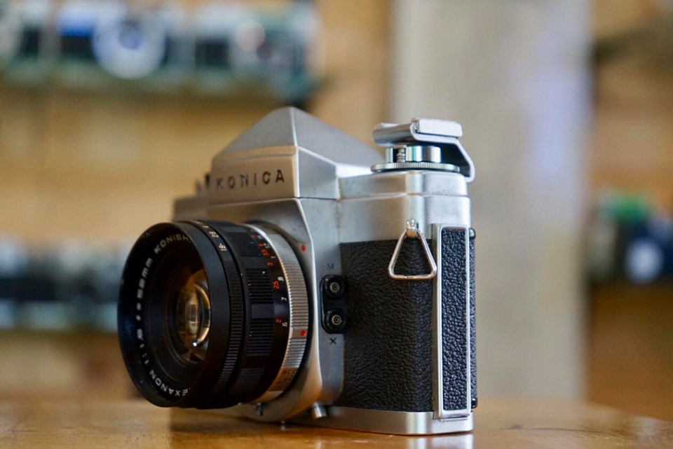 KONICA FP KONISHIROKU HEXANON 52MM.F1.8