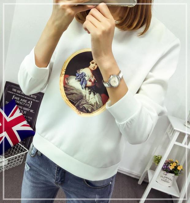 เสื้อวอร์ม เสื้อกันหนาว สีขาว แต่งสกรีนลาย แนว OLD SCHOOL สวย เท่ห์ แนวๆ คะ